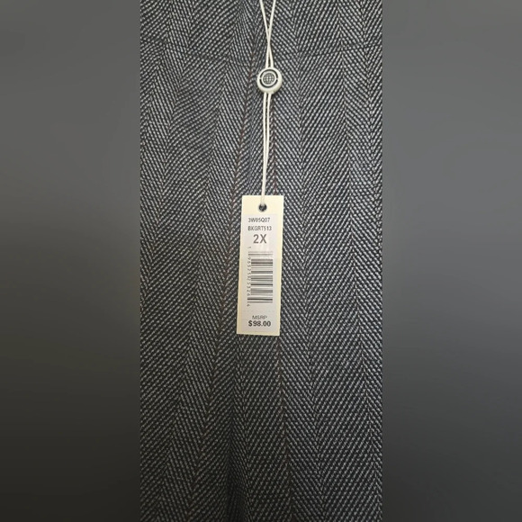 Max Studio Women's Wide Leg Pleated Pant - Picture 5 of 7